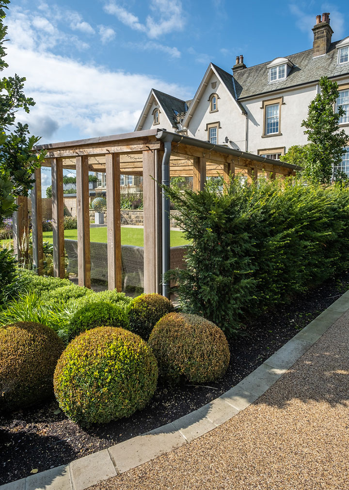 Parker Oak Image ofOAK FRAMED LEISURE GARAGE