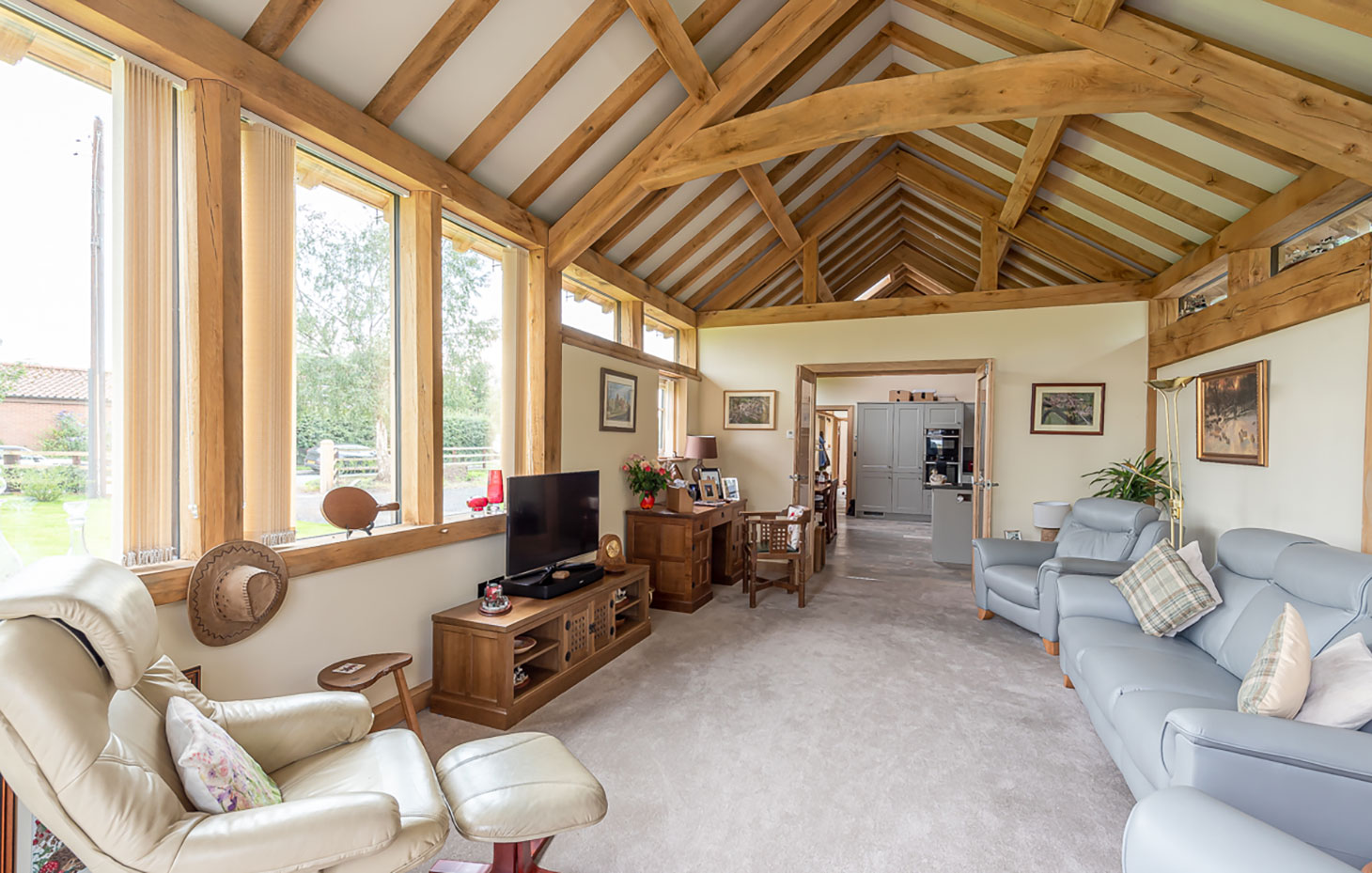 Parker Oak Image ofMEADOW VIEW BARN