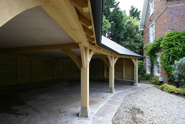 Parker Oak Image forBESPOKE GARAGES